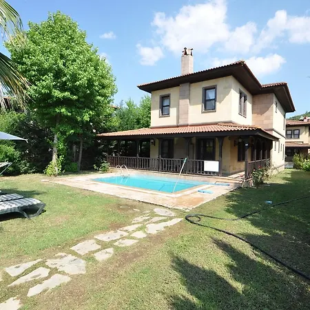 Villa Sedir 2 *